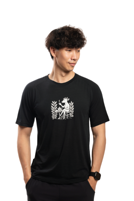 男款 美麗諾羊毛短袖上衣-島嶼生活/悠然山羌(120g)